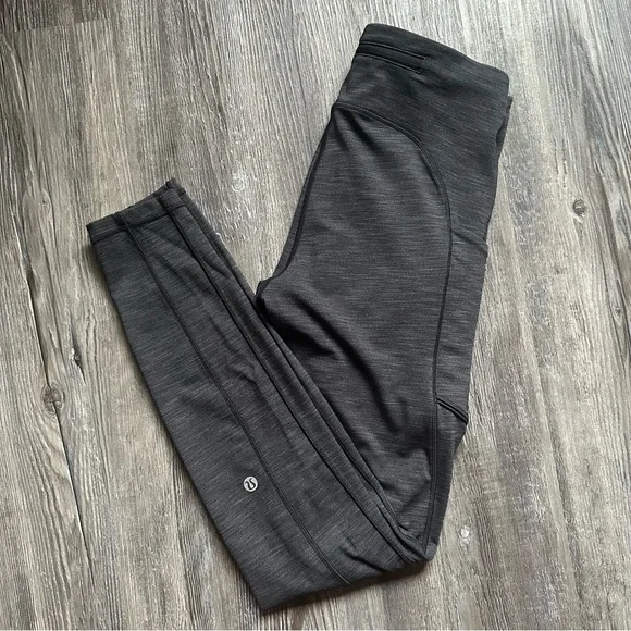 Lululemon Speed Up Tight *Full-On Luxtreme Brushed 28" Sz 4 - Picture 2 of 9